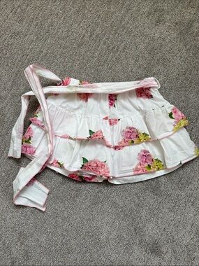 Girls Floral Ruffle skirt- White with Pink Hydrangea Print.
